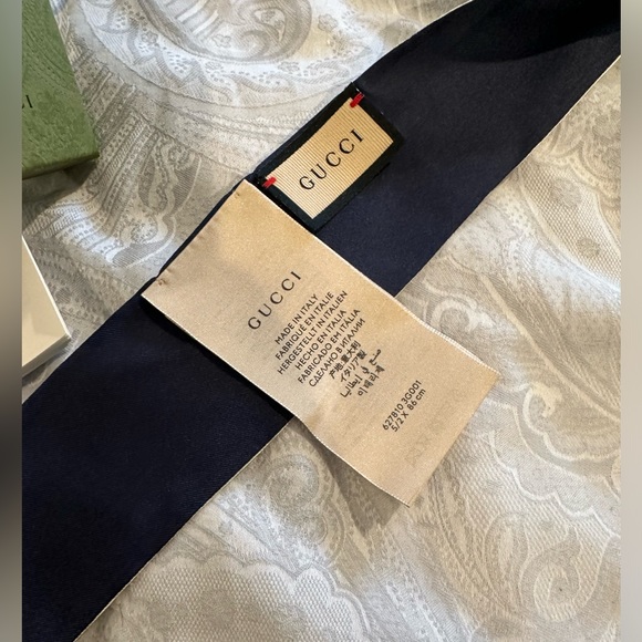 Authentic Gucci Horsebit Web Design Silk Scarf Twilly Bandeau Full Inclusion - Picture 12 of 13